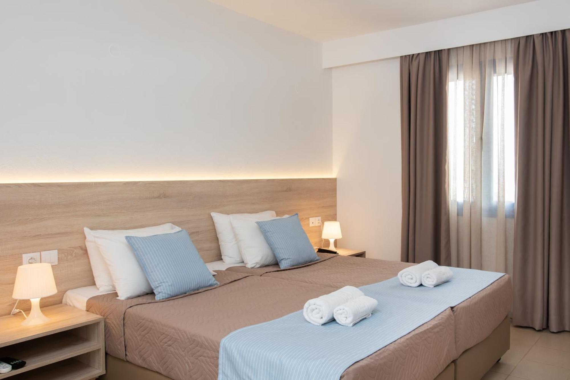 Sunshine Village Hotel (Adults Only) Hersonissos  Pokoj fotografie